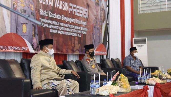 Serbuan Vaksinasi COVID -19 Sasar Pesantren