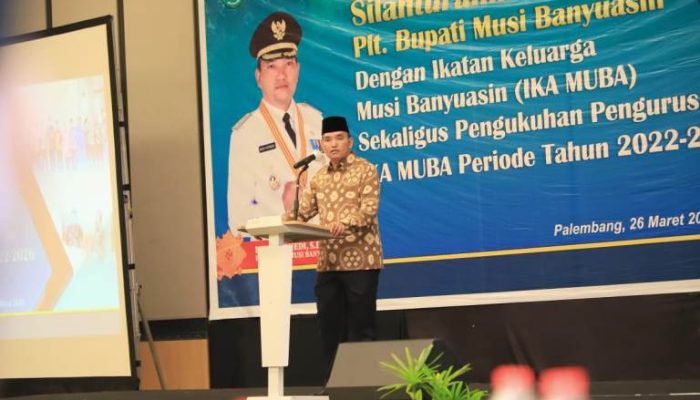 Plt Bupati Muba Beni Hernedi Kukuhkan Pengurus IKA-MUBA Periode 2022-2026