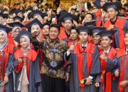 Gubernur Sumsel Herman Deru Hadiri Wisuda ke-9 SMA IT Al-Furqon Palembang